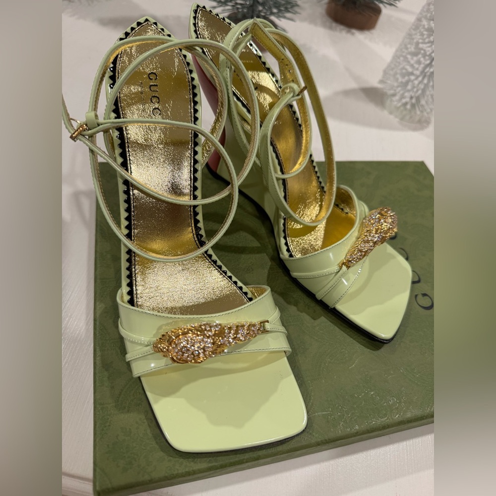 Gucci Leather heels pistachio green. - Picture 10 of 15